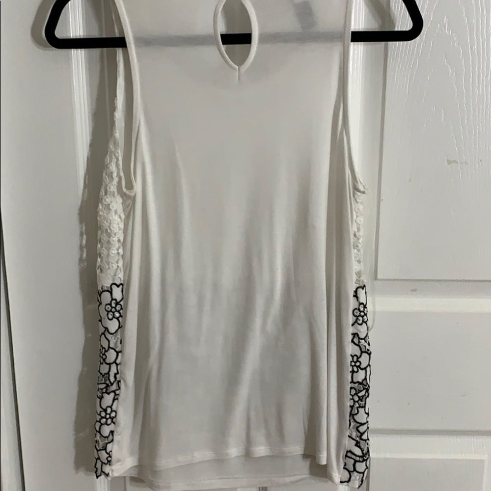 NWOT INc sleeveless top. Small - Picture 4 of 6